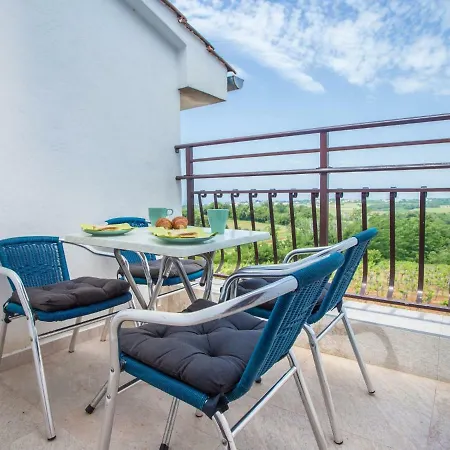 Contemporary With Sea Views In Broskvari. * Višnjan